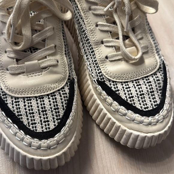 Dolce Vita Sneakers - Picture 7 of 9